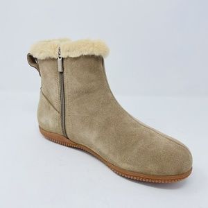 SoftWalk Helena Suede Ankle Winter Boots in Stone Womans Shoes SZ 8.5 M